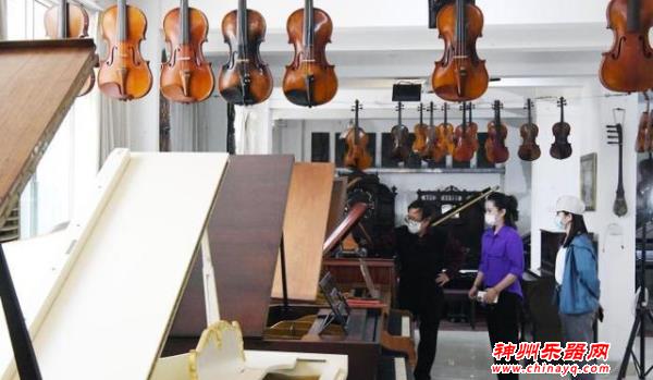 退休乐器工程师执着传播乐器文明史