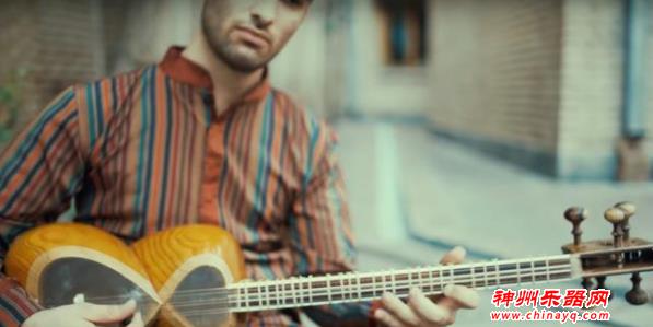 这首“中东乐器百科全书”，每一帧都是一幅画