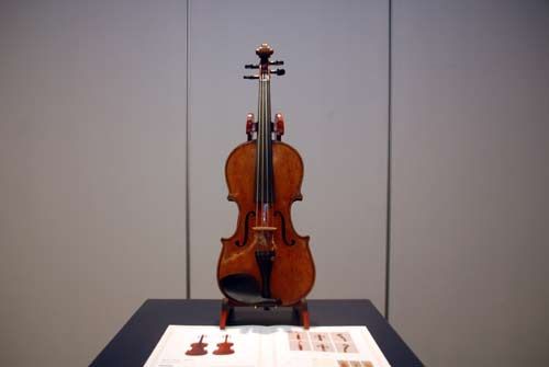 意大利古典小提琴专场拍卖亮相保利