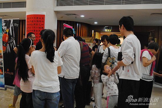 彼德利兹钢琴曲CD销售处