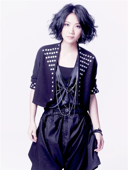 卢凯彤满琶醍音乐会将上演 领吉他仲夏夜之梦