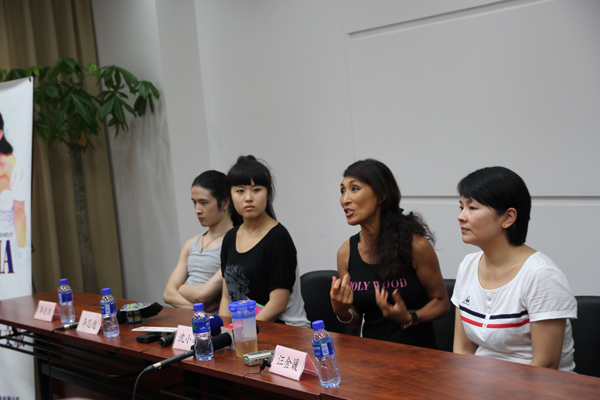 《妈妈咪呀！》二轮主创回归 实力新人老将加盟