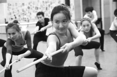 陈村赵丽宏等探班《猫》 称其不只是一场华丽秀