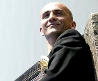 《忐忑》作曲老锣:中国音乐必须先在国内发展好