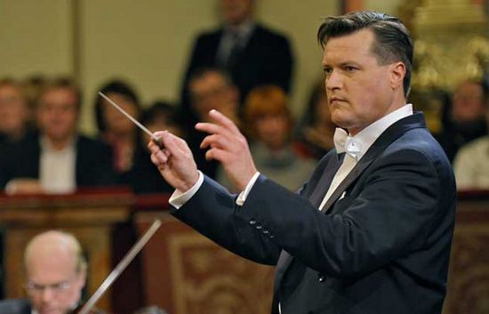 蒂勒曼+德累斯顿新组合 首度访沪奏响德奥之声