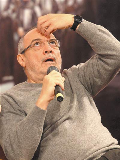 大剧院版《罗恩格林》 强卡洛用幻想替历史