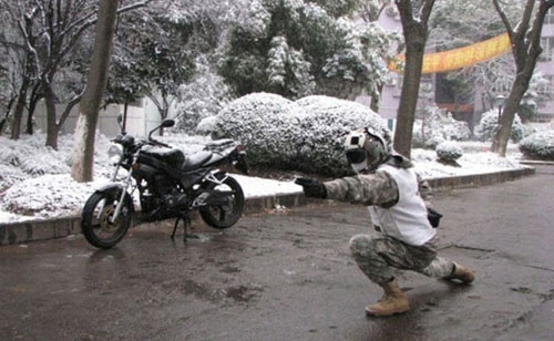 图为网友展示&ldquo;航母style&rdquo;。