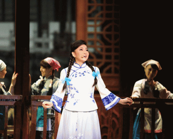 王莉、汤非携手音乐剧《二泉吟》