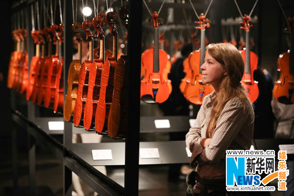 中国国际提琴及琴弓制作比赛作品展亮相大剧院