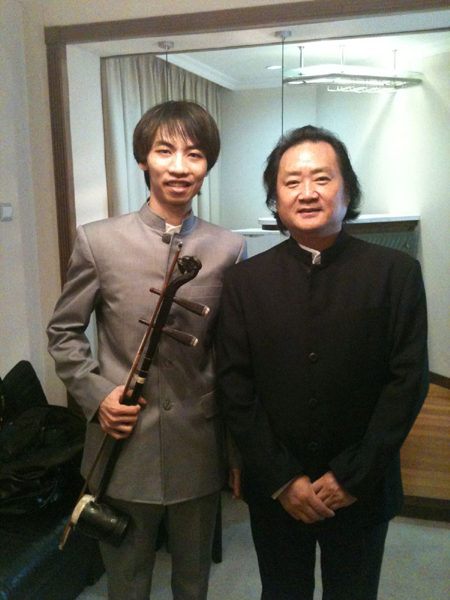 青年高胡演奏家余乐夫 首次师生音乐会即将奏响