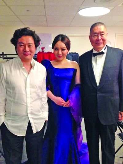 自右至左：刘诗昆、沈娜、吕思清。