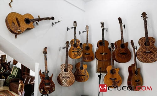 印尼蓝莓手工吉他