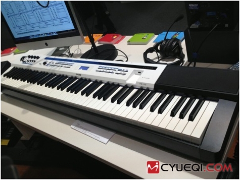 CASIO卡西欧PX-5S数码钢琴