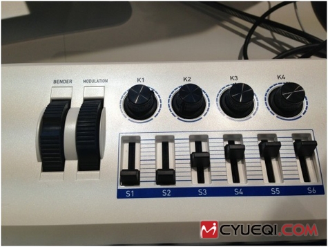 CASIO卡西欧PX-5S数码钢琴