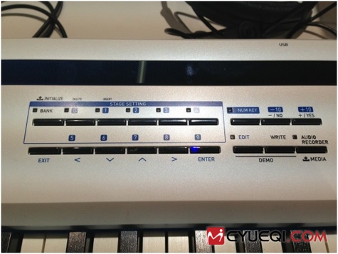 CASIO卡西欧PX-5S数码钢琴