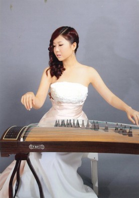 魏艺溶与古筝相伴创造属于自己的未来