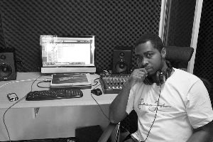 留学生Flams。张治