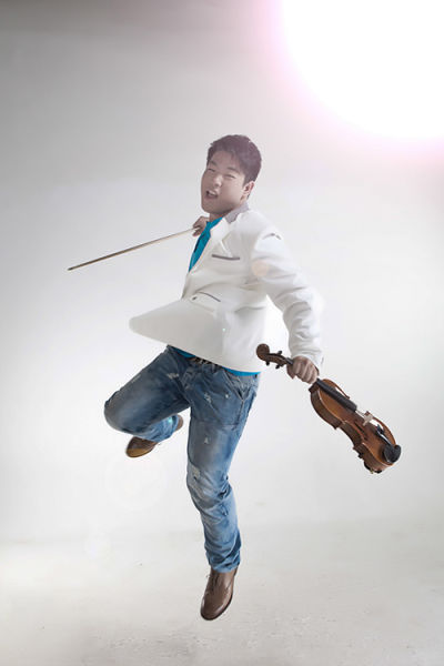 连亚琦受邀加入河北省音乐家协会和河北省戏剧家协会