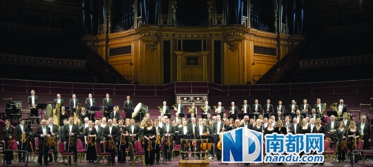 <p>&nbsp;&nbsp;&nbsp;&nbsp;英国皇家爱乐乐团&ldquo;皇家之声&rdquo;。</p>