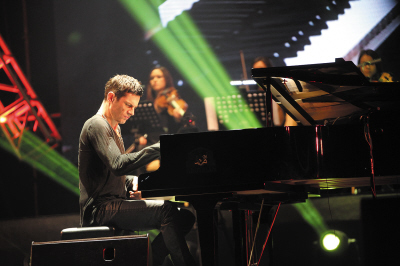 “钢琴圣手”马克西姆在大连再掀音乐旋风