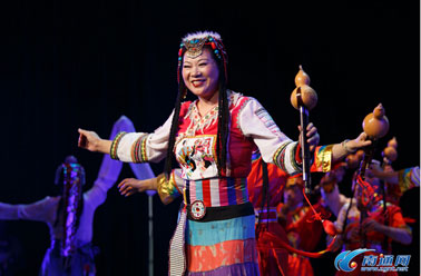 “吹”出来的艺术&nbsp;南通葫芦丝巴乌陶笛学会成立