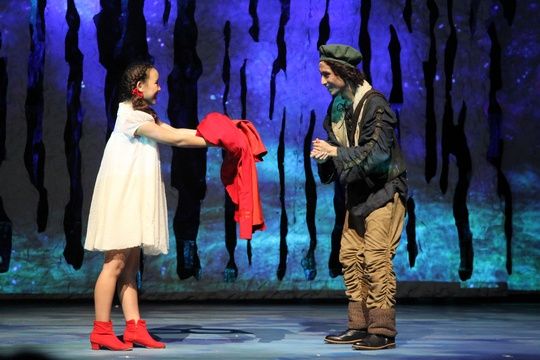 百老汇剧《森林诱惑》剧照