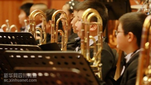 四川星翰少年交响管乐团举行专场音乐会&nbsp;用音符传递梦想