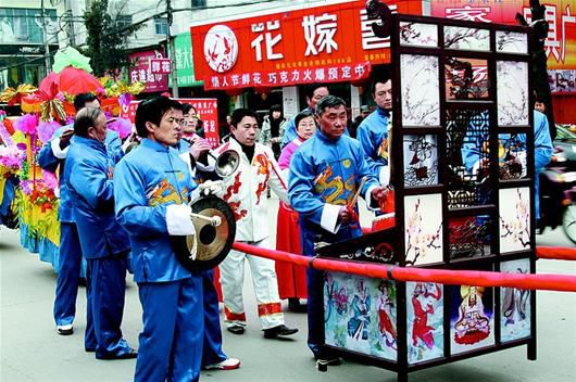 图文：“东方交响乐”奏响两百余年