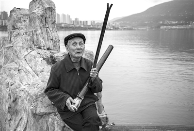 91岁的乐器“达人”