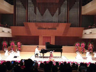 著名钢琴家丁当锋原创作品新年音乐会圆满成功