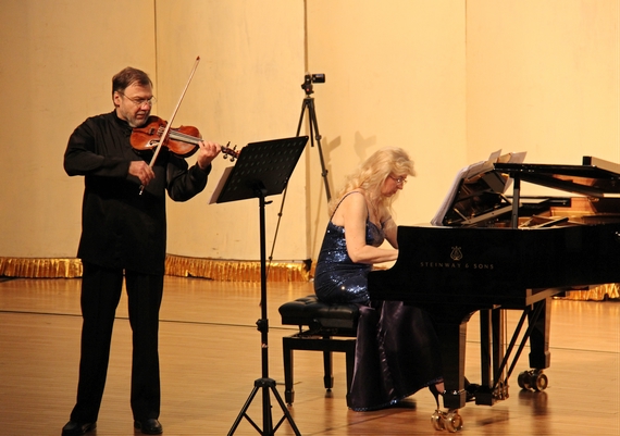 法国钢琴、小提琴二重奏在北航音乐厅上演