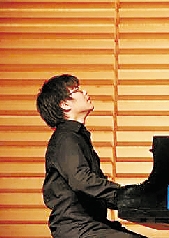 旅美钢琴家韩钦在杭举办音乐会——音乐原来是有滋有味的