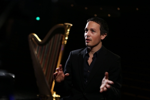 埃马纽埃尔-塞松抵沪