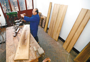 选择优良的材质，是做一面好古筝的先决条件