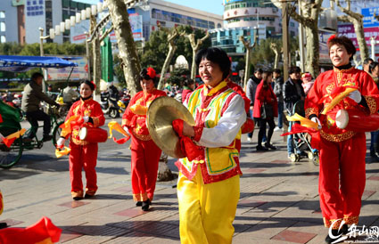 鼓乐助兴迎新年