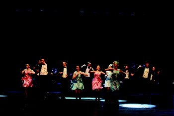 《我爱百老汇》音乐剧震撼上演