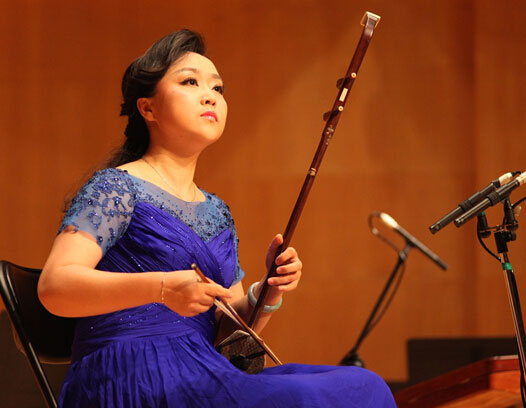 记二胡名师梁聆聆