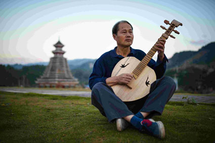 侗乡民族乐器大师廖群金