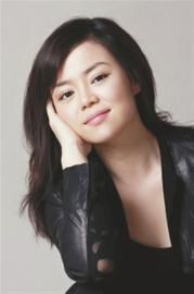 12月4日，中国钢琴界的领军人物、“当今最具魅力的钢琴家”陈萨将来到济南，为泉城的音乐爱好者奉上一台音乐盛宴。近日，记者电话采访了这位“中国的钢琴公主”。陈萨告诉记者，她喜欢钢琴，也很幸运能够把自己喜欢的东西作为职业。