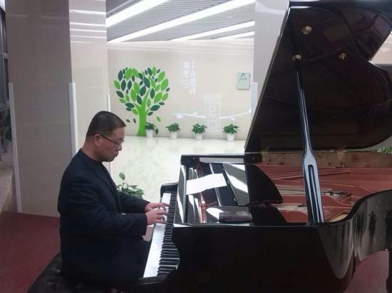 点击图片翻到下一页>>