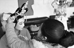 阳高县草根艺术团唱响山野