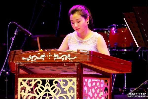 “诗城之夏”音乐会在马鞍山市人民会堂如期举行