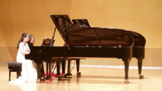 山西大剧院“打开艺术之门”上演钢琴之夜 