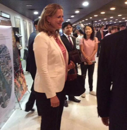 歌剧《运之河》在日内瓦精彩演出 瑞士音乐人纷纷好评