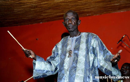 塞内加尔鼓乐大师离世