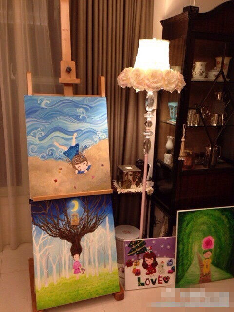 明星子女才艺比拼 黄磊女儿多多弹钢琴萌化众网友