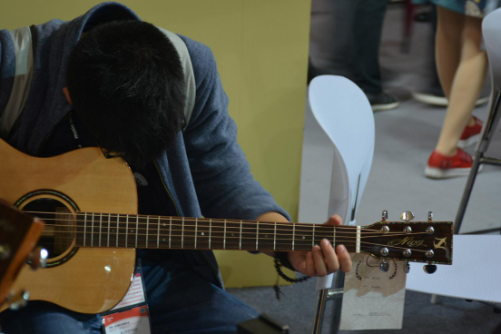 Nices 2016上海国际乐器展完美收官 Koaloha Boss现场指导