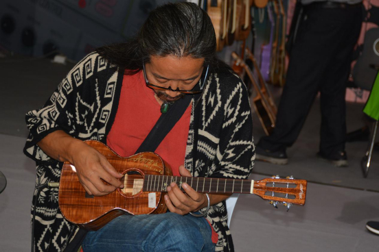 Nices 2016上海国际乐器展完美收官 Koaloha Boss现场指导