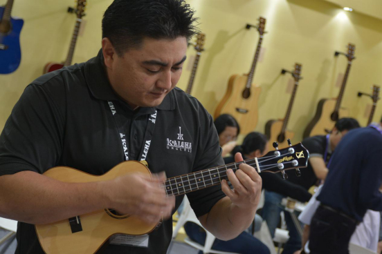 Nices 2016上海国际乐器展完美收官 Koaloha Boss现场指导