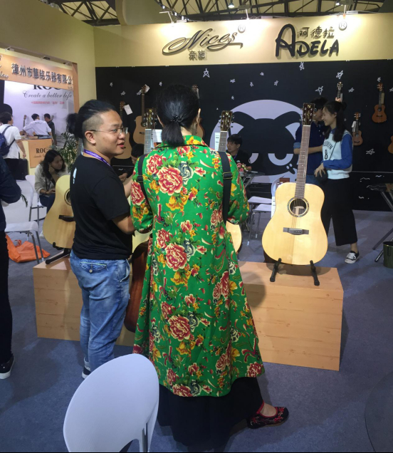 Nices 2016上海国际乐器展完美收官 Koaloha Boss现场指导